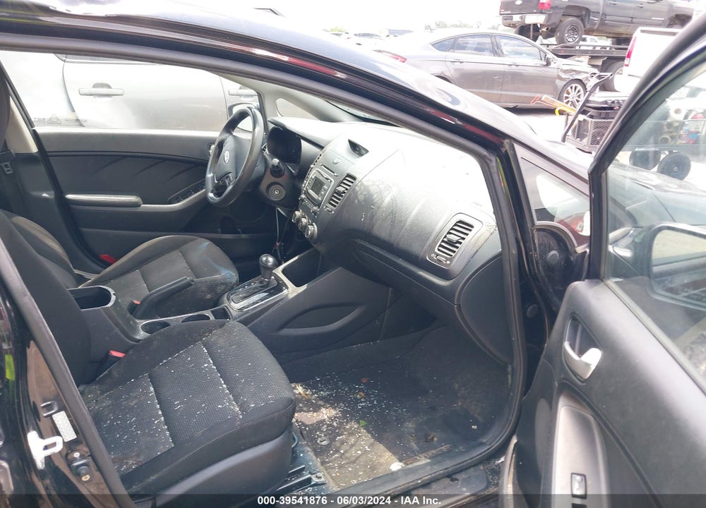 2017 KIA FORTE LX VIN: 3KPFK4A72HE064194