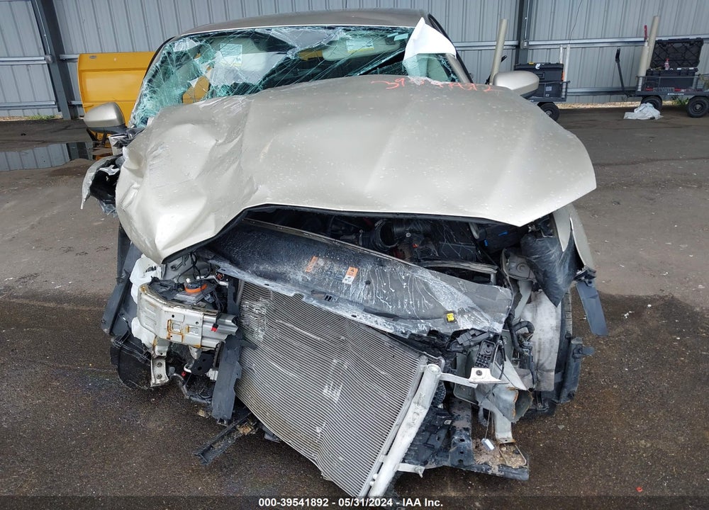 2018 FORD FUSION SE VIN: 3FA6P0H73JR176667