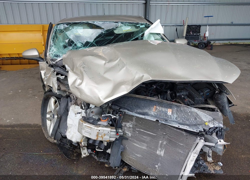 2018 FORD FUSION SE VIN: 3FA6P0H73JR176667