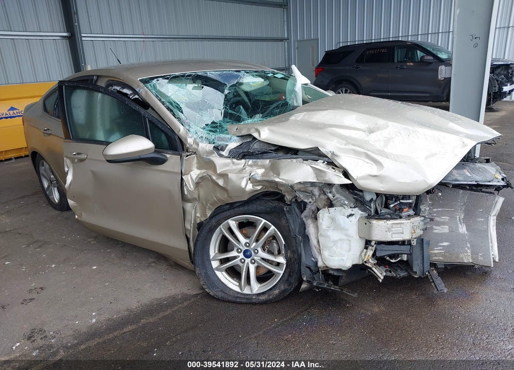 2018 FORD FUSION SE VIN: 3FA6P0H73JR176667