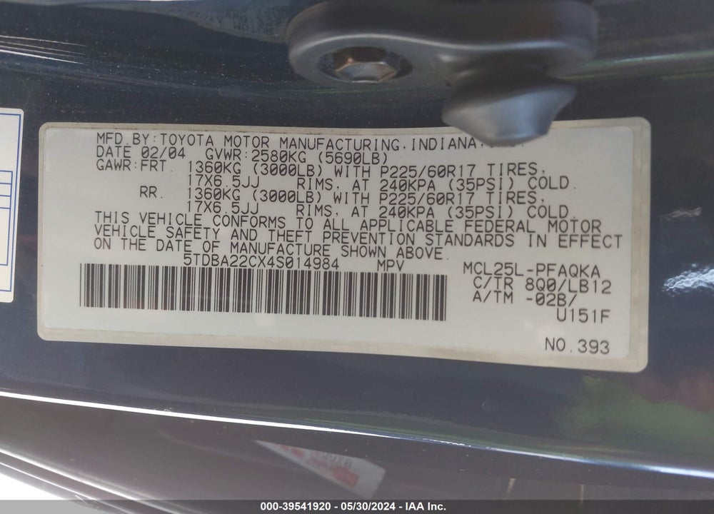 2004 TOYOTA SIENNA XLE VIN: 5TDBA22CX4S014984