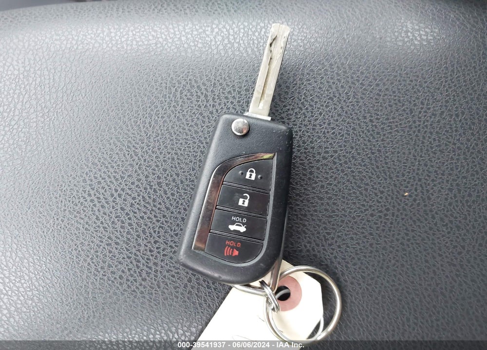 2021 TOYOTA CAMRY SE VIN: 4T1G11AK3MU552359