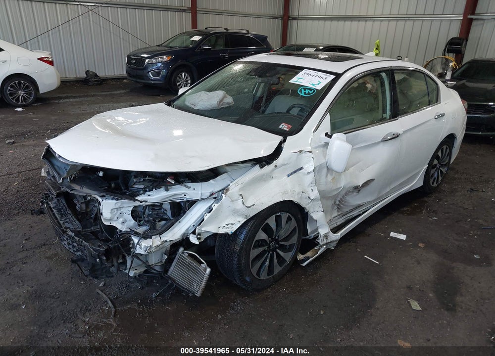 2017 HONDA ACCORD HYBRID TOURING VIN: JHMCR6F76HC013371