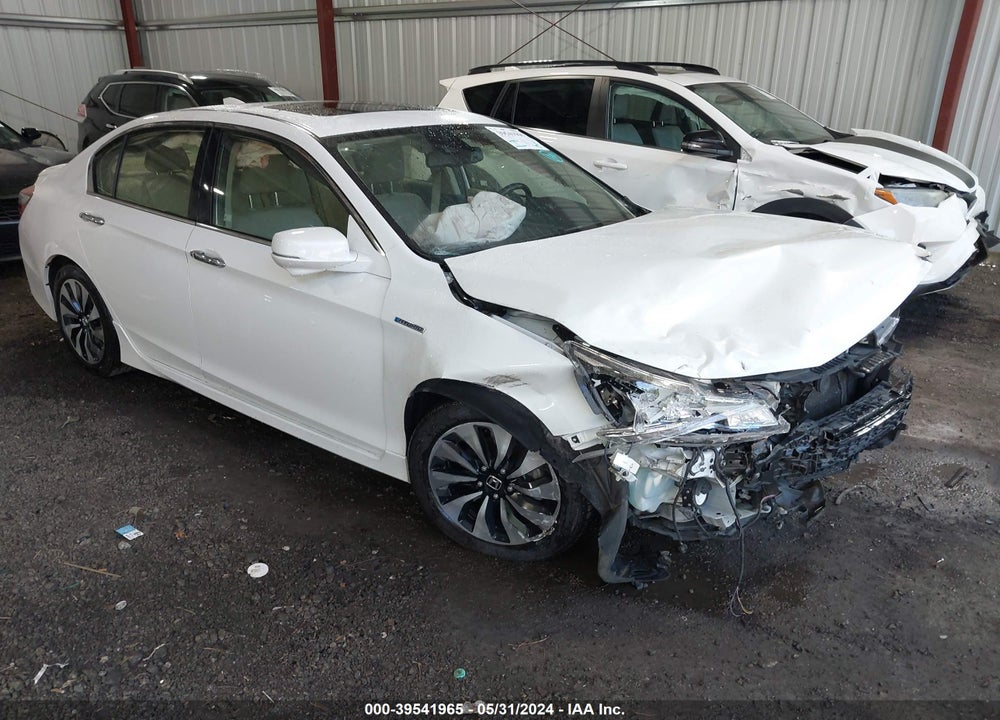 2017 HONDA ACCORD HYBRID TOURING VIN: JHMCR6F76HC013371