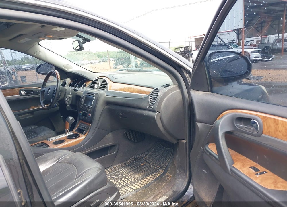 2011 BUICK ENCLAVE 2XL VIN: 5GAKRCED3BJ373950