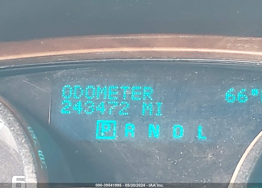 2011 BUICK ENCLAVE 2XL VIN: 5GAKRCED3BJ373950