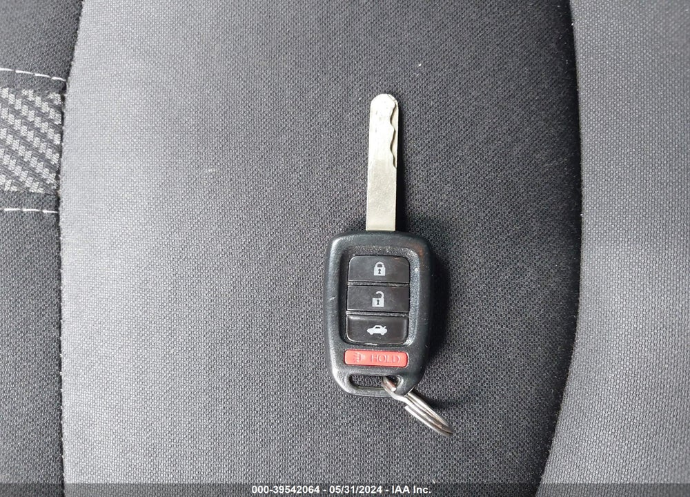 2017 HONDA CIVIC LX VIN: 2HGFC2F52HH530205