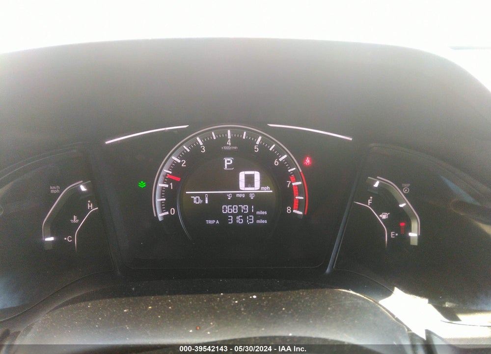 2018 HONDA CIVIC LX VIN: 19XFC2F50JE205522