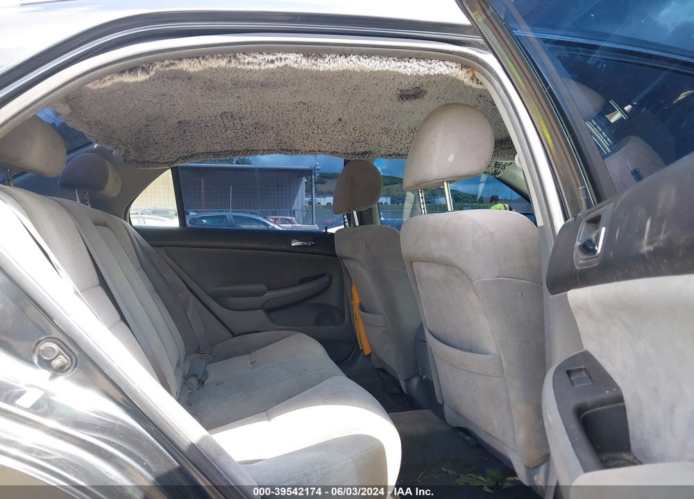 2005 HONDA ACCORD 2.4 LX VIN: 1HGCM56405A146698