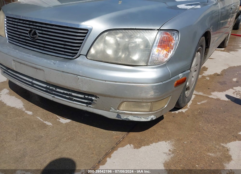 2000 LEXUS LS 400 VIN: JT8BH28F8Y0178447