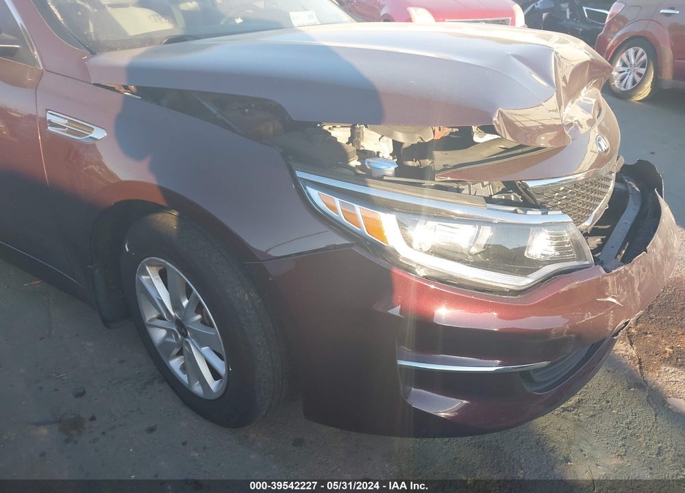 2016 KIA OPTIMA LX VIN: 5XXGT4L32GG100936