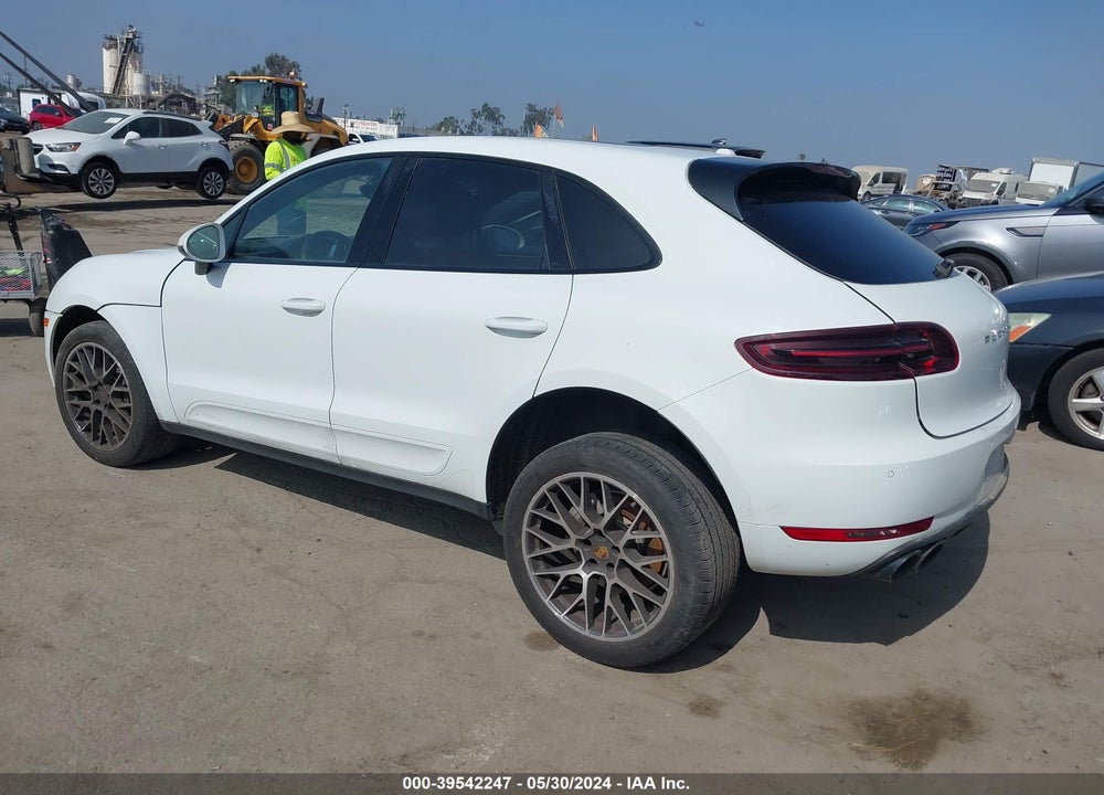 2016 PORSCHE MACAN S VIN: WP1AB2A59GLB44674