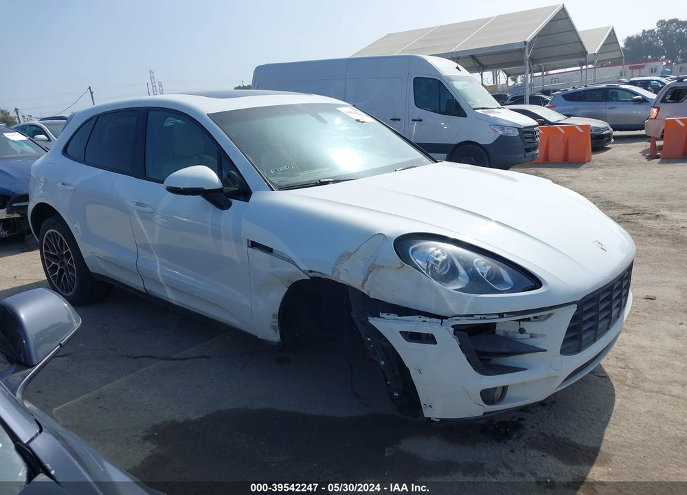 2016 PORSCHE MACAN S VIN: WP1AB2A59GLB44674