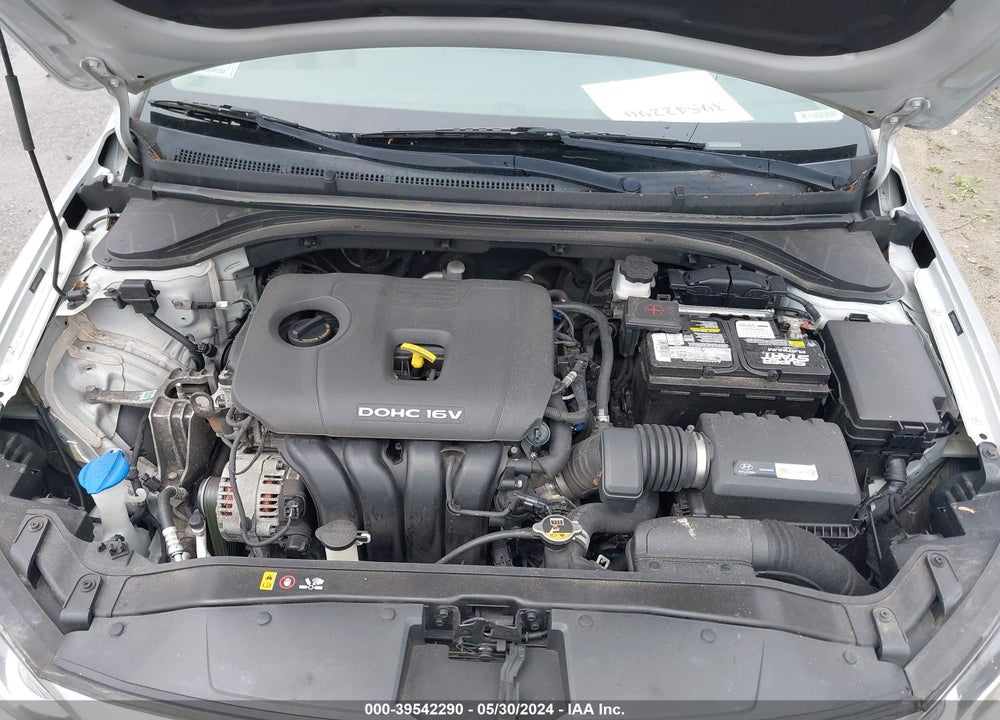 2018 HYUNDAI ELANTRA SEL VIN: 5NPD84LF9JH317054
