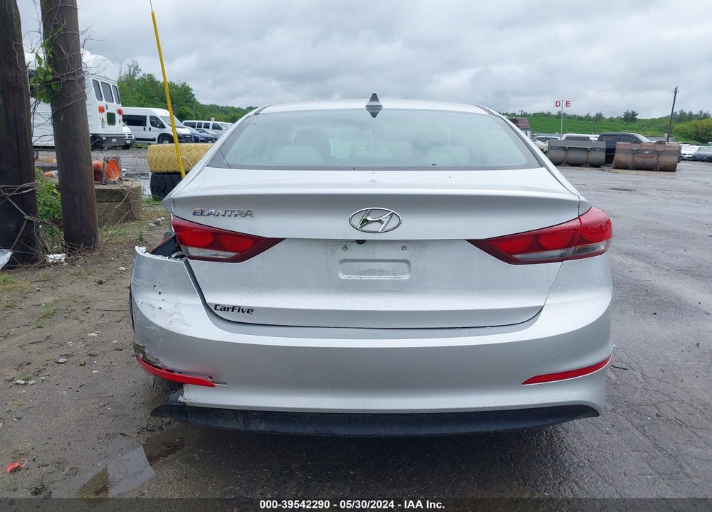 2018 HYUNDAI ELANTRA SEL VIN: 5NPD84LF9JH317054