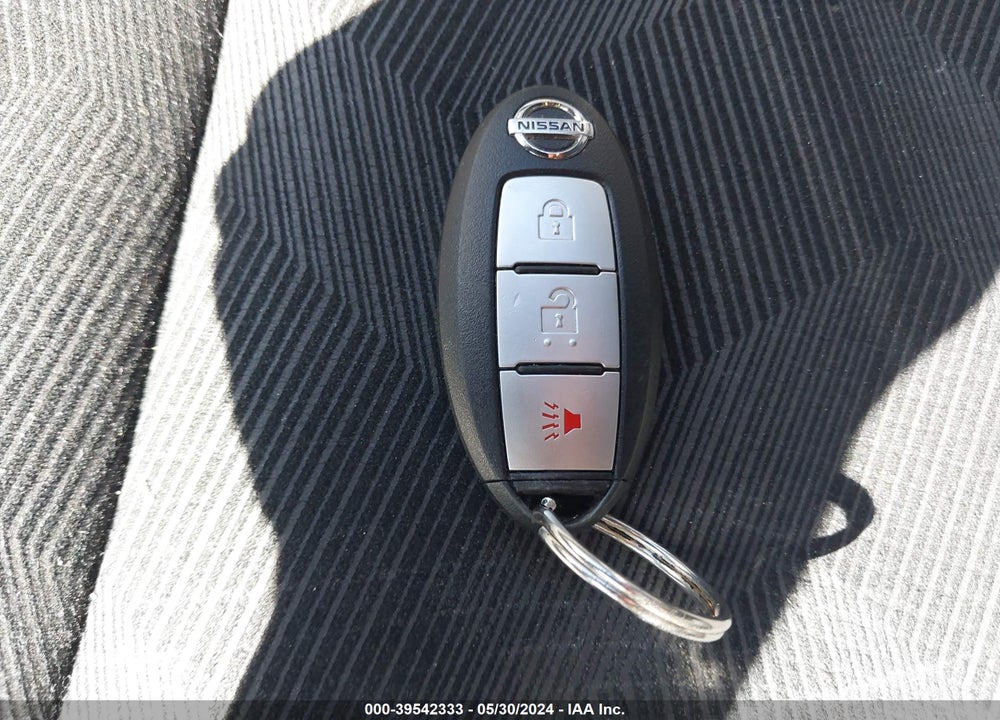 2014 NISSAN ROGUE SV VIN: 5N1AT2MV5EC847112