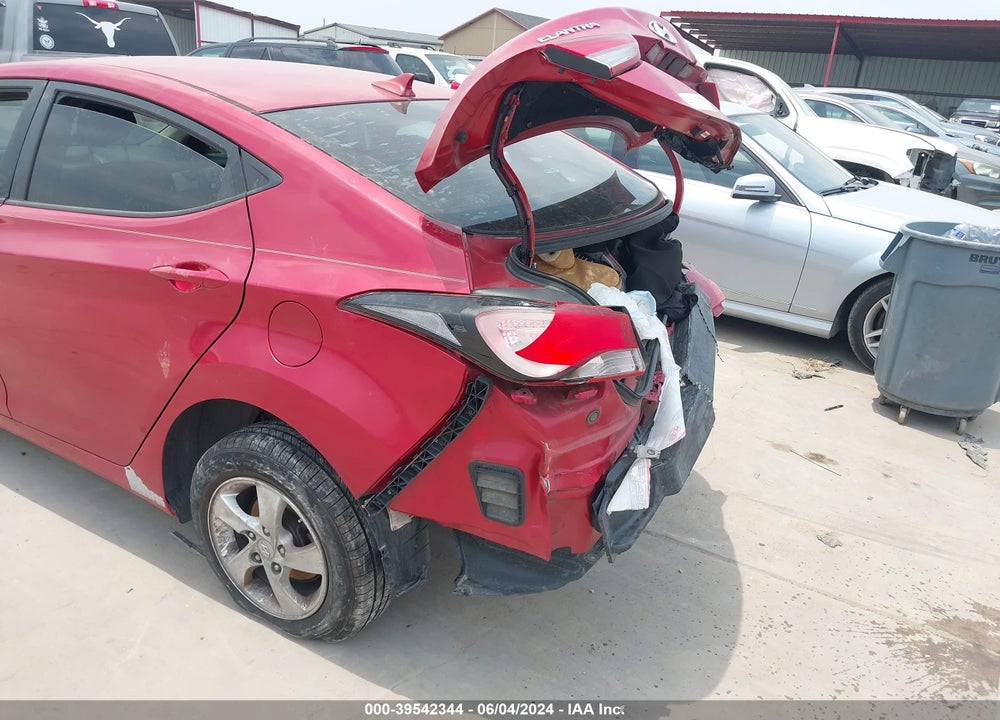 2015 HYUNDAI ELANTRA SE VIN: KMHDH4AE2FU311051