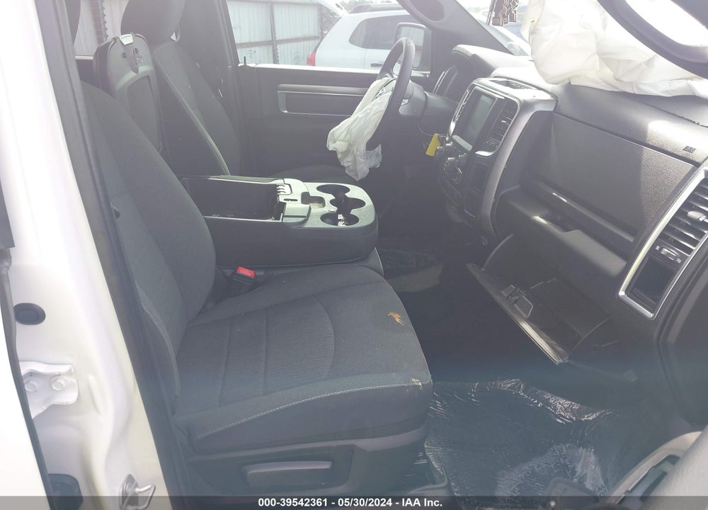 2021 RAM 1500 CLASSIC WARLOCK QUAD CAB 4X2 6'4 BOX VIN: 1C6RR6GG3MS513263