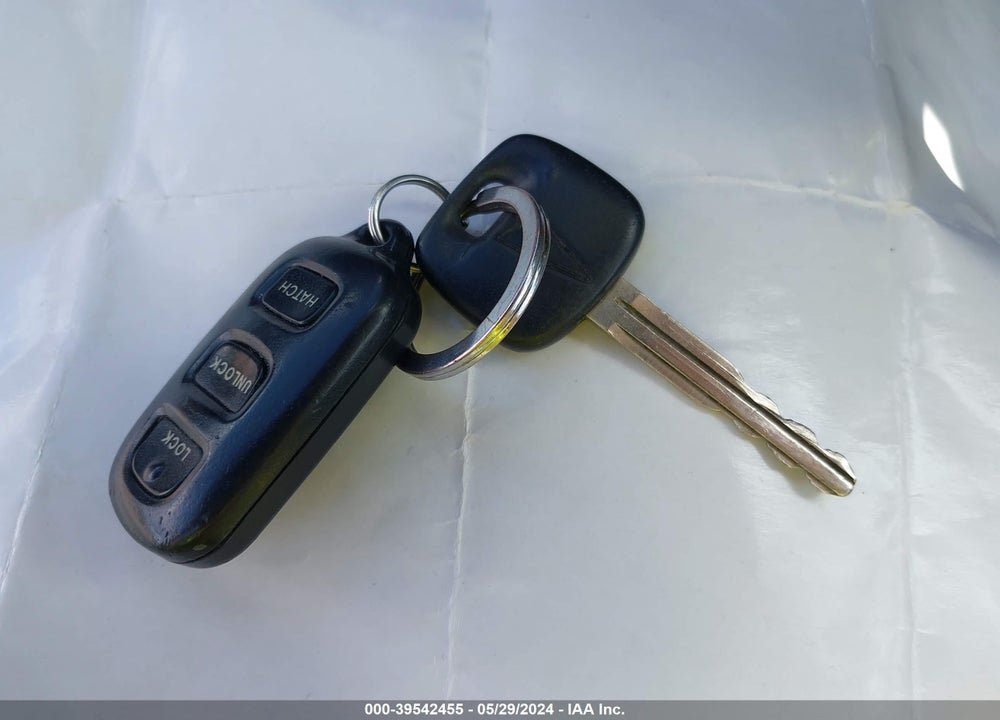 2003 PONTIAC VIBE VIN: 5Y2SL64813Z437248