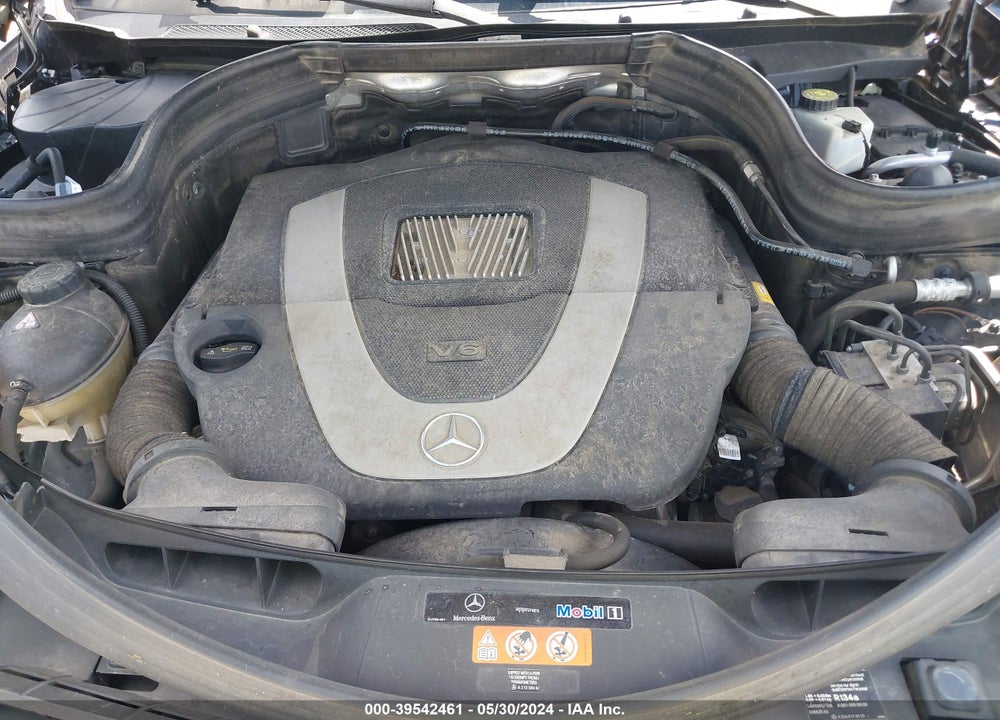 2010 MERCEDES-BENZ GLK 350 VIN: WDCGG8HB3AF400111