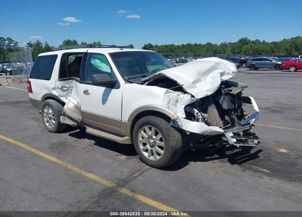 2011 FORD EXPEDITION XLT VIN: 1FMJU1H50BEF04077