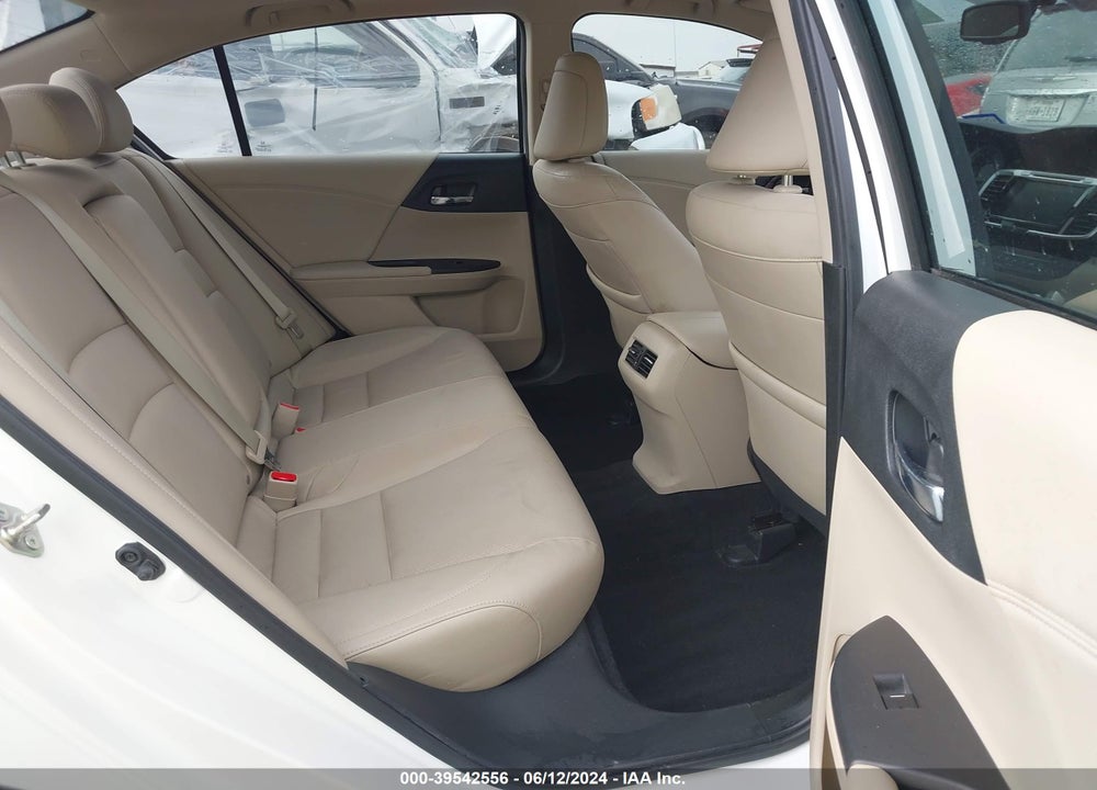 2017 HONDA ACCORD EX-L V6 VIN: 1HGCR3F82HA010926