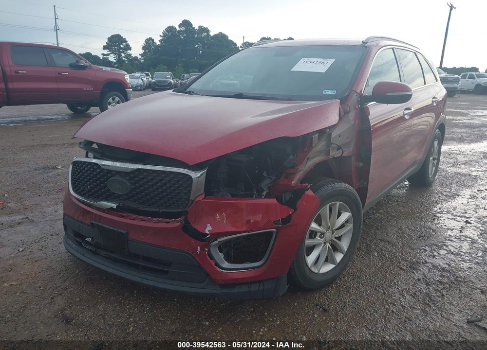 2016 KIA SORENTO 2.4L LX VIN: 5XYPG4A37GG157488