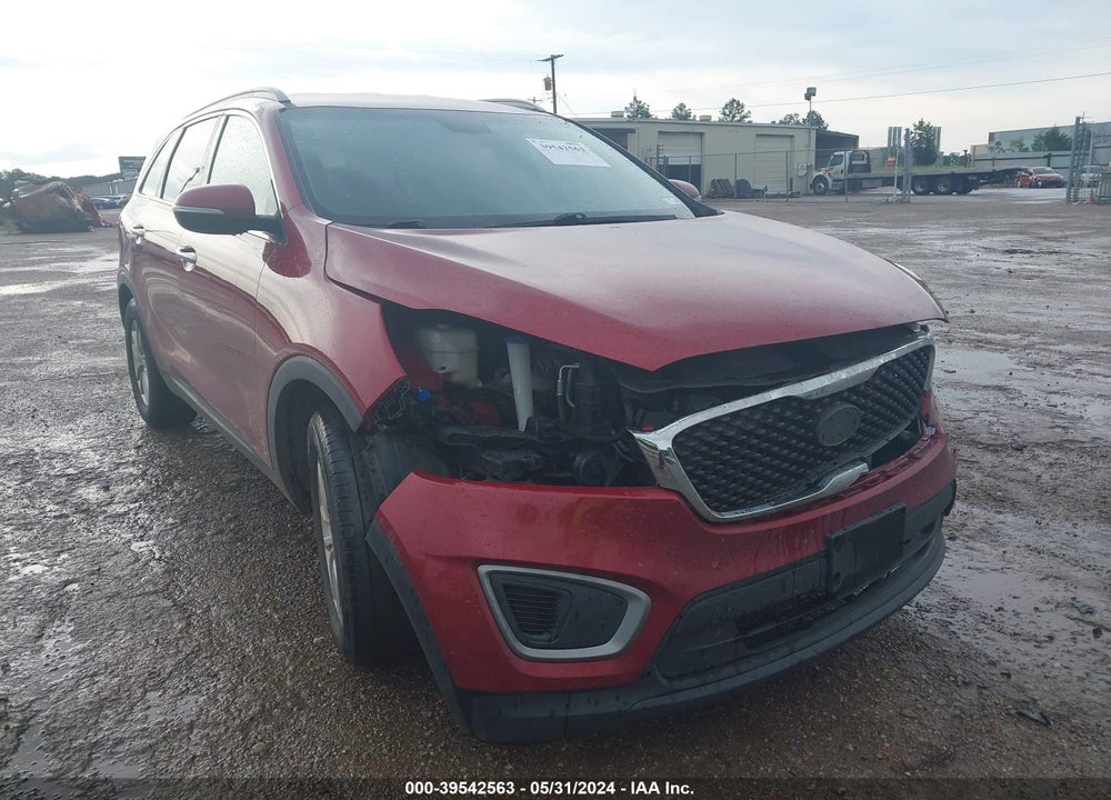 2016 KIA SORENTO 2.4L LX VIN: 5XYPG4A37GG157488