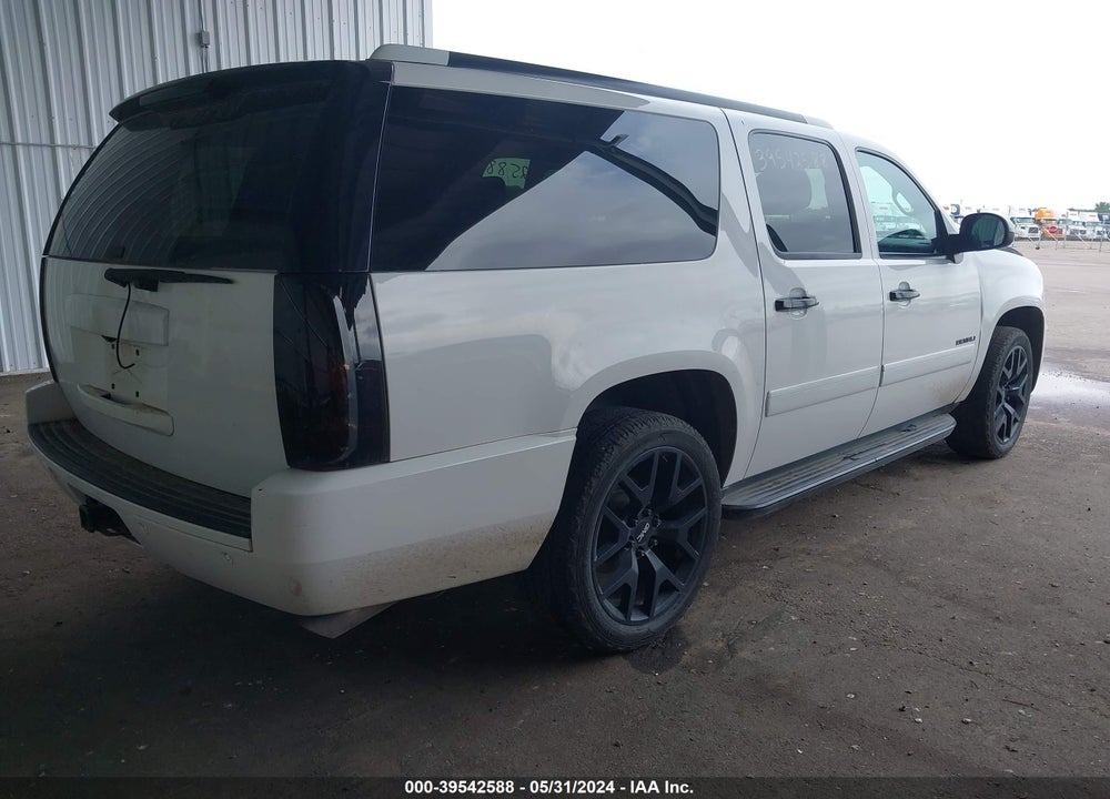 2012 GMC YUKON XL 1500 DENALI VIN: 1GKS2MEF7CR236740
