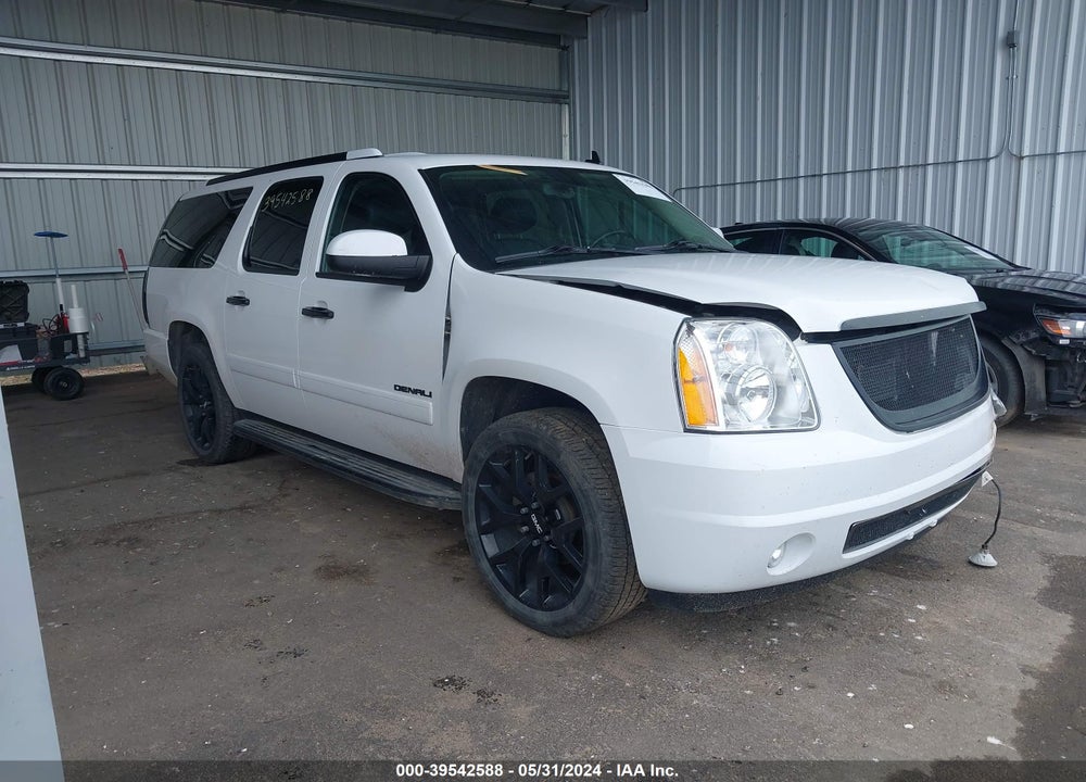 2012 GMC YUKON XL 1500 DENALI VIN: 1GKS2MEF7CR236740