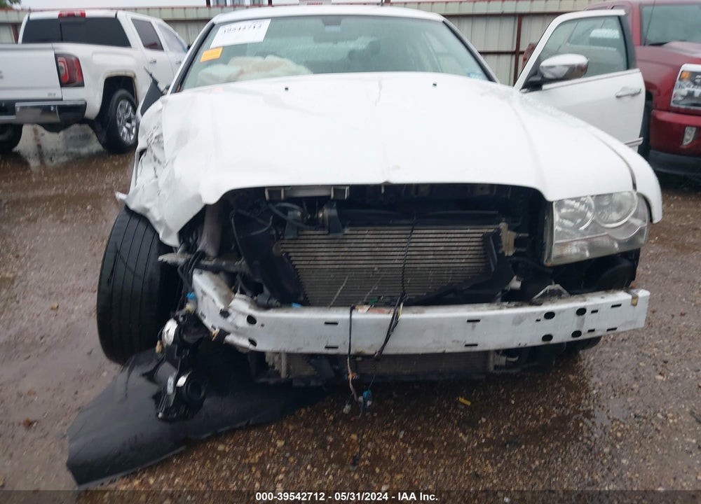 2010 CHRYSLER 300 TOURING/SIGNATURE SERIES/EXECUTIVE SERIES VIN: 2C3CA5CV6AH265666