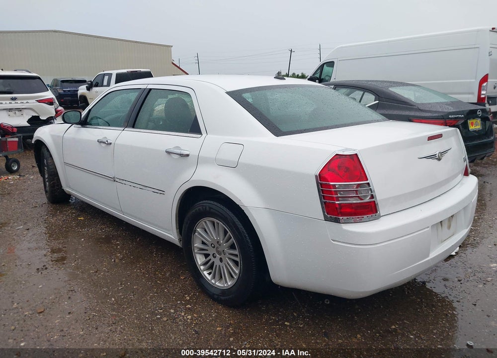 2010 CHRYSLER 300 TOURING/SIGNATURE SERIES/EXECUTIVE SERIES VIN: 2C3CA5CV6AH265666