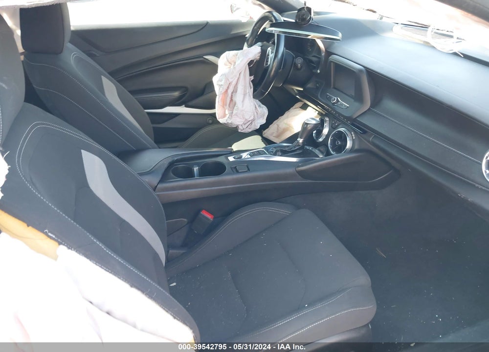 2018 CHEVROLET CAMARO 1LT VIN: 1G1FB1RX1J0153460