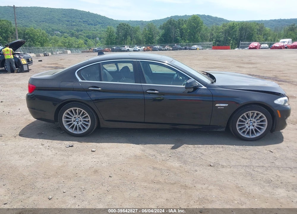 2011 BMW 535I XDRIVE VIN: WBAFU7C53BDU55013