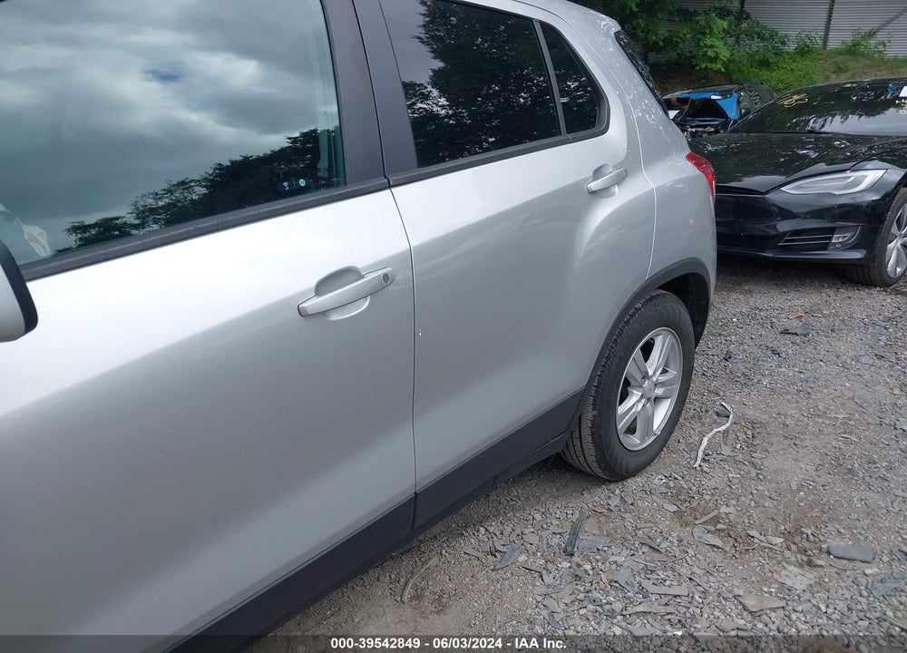2020 CHEVROLET TRAX FWD LS VIN: KL7CJKSB3LB319158