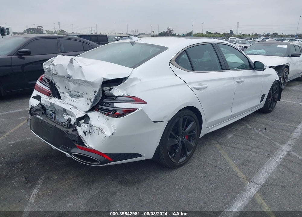 2022 GENESIS G70 3.3T RWD VIN: KMTG54TE9NU099062
