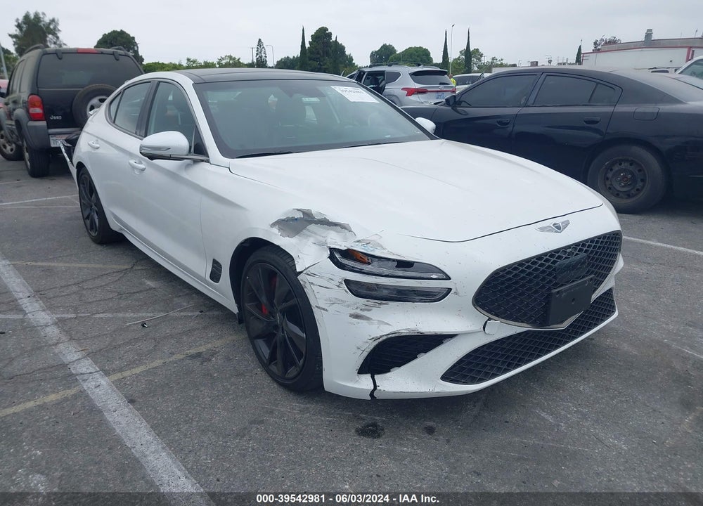 2022 GENESIS G70 3.3T RWD VIN: KMTG54TE9NU099062