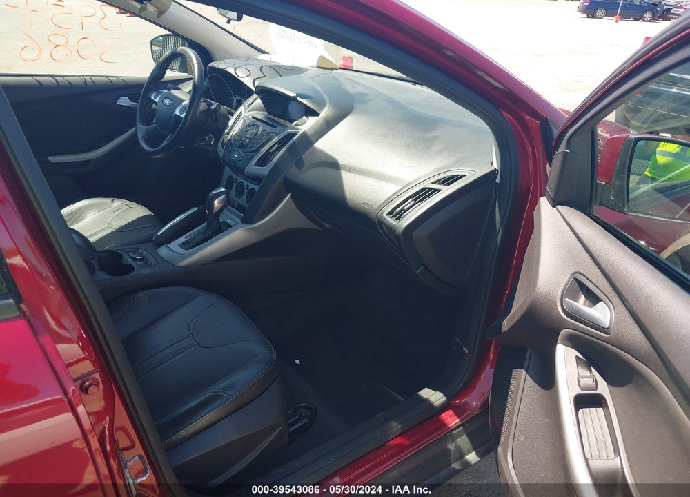 2014 FORD FOCUS SE VIN: 1FADP3F24EL106275