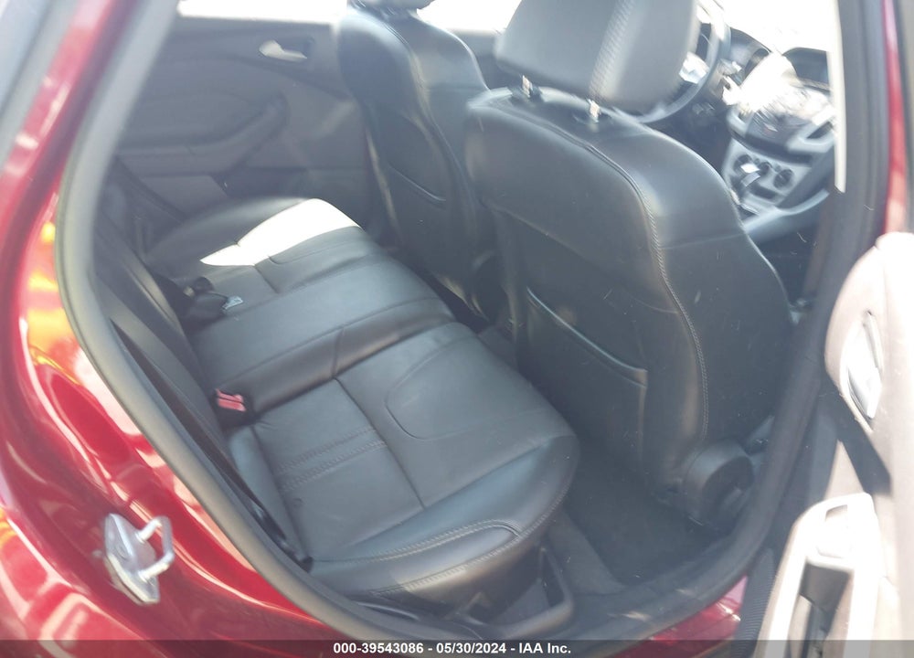 2014 FORD FOCUS SE VIN: 1FADP3F24EL106275