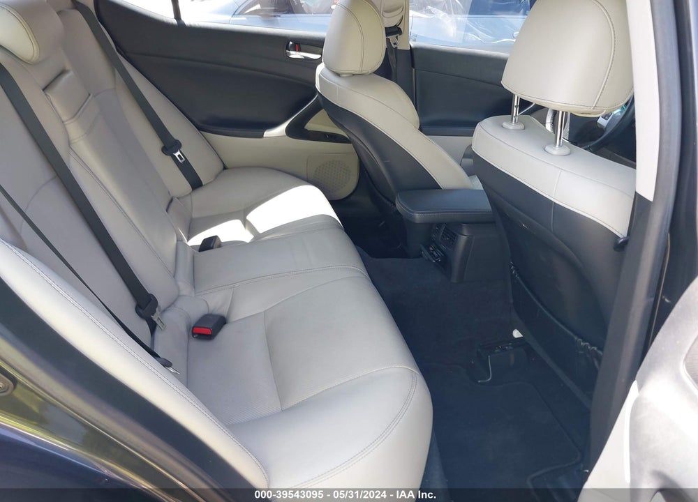 2011 LEXUS IS 250 VIN: JTHBF5C24B5130921