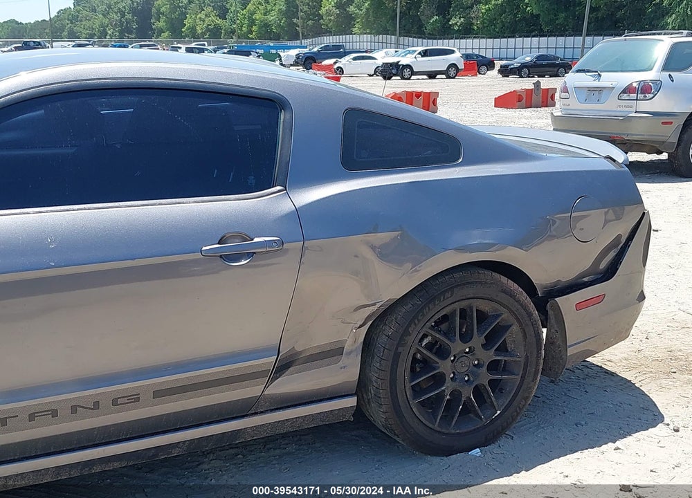 2014 FORD MUSTANG V6 PREMIUM VIN: 1ZVBP8AM6E5251052