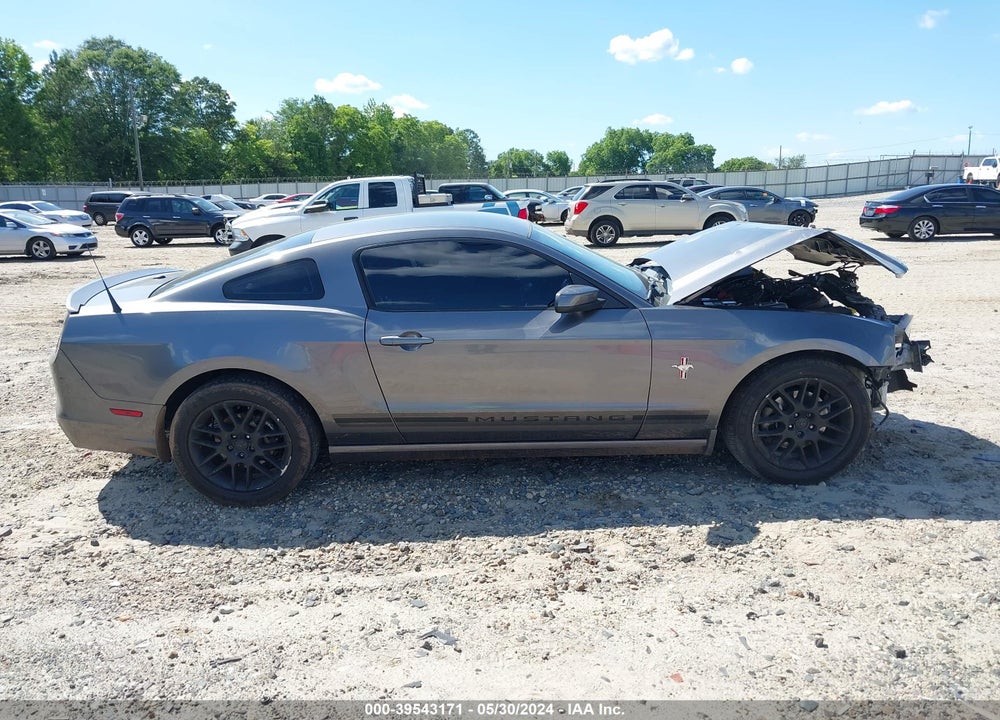2014 FORD MUSTANG V6 PREMIUM VIN: 1ZVBP8AM6E5251052