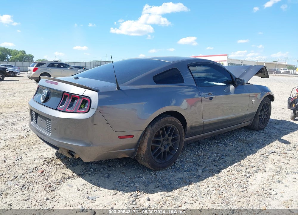 2014 FORD MUSTANG V6 PREMIUM VIN: 1ZVBP8AM6E5251052