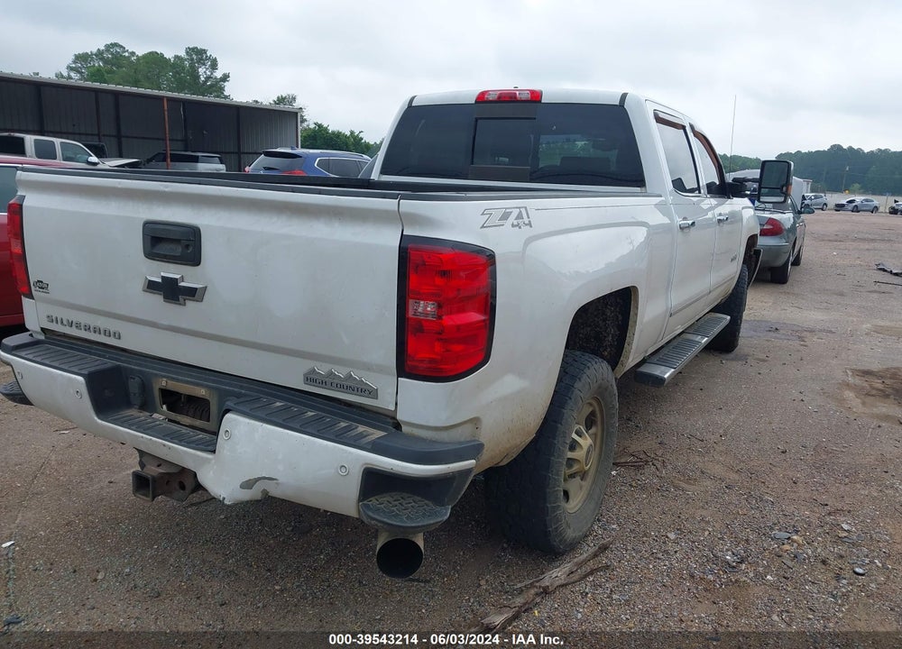 2015 CHEVROLET SILVERADO 2500HD HIGH COUNTRY VIN: 1GC1KXE81FF644280
