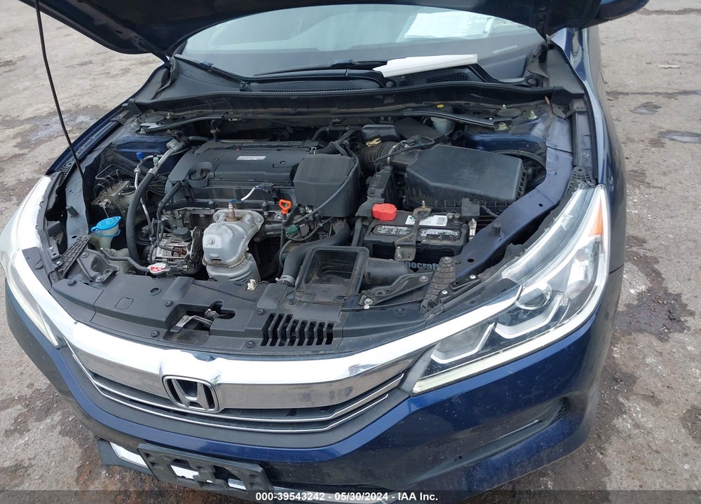 2017 HONDA ACCORD SPORT VIN: 1HGCR2F52HA061004