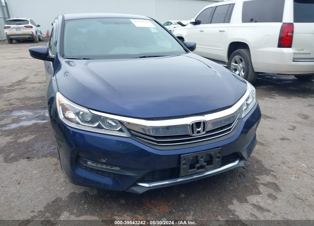 2017 HONDA ACCORD SPORT VIN: 1HGCR2F52HA061004