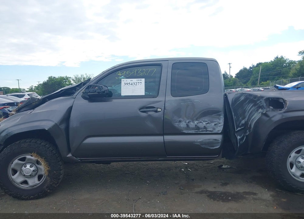 2016 TOYOTA TACOMA SR VIN: 5TFSX5EN5GX045197