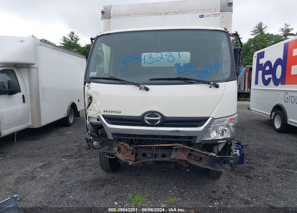 2016 HINO 155 VIN: JHHXDM1H7GK003455