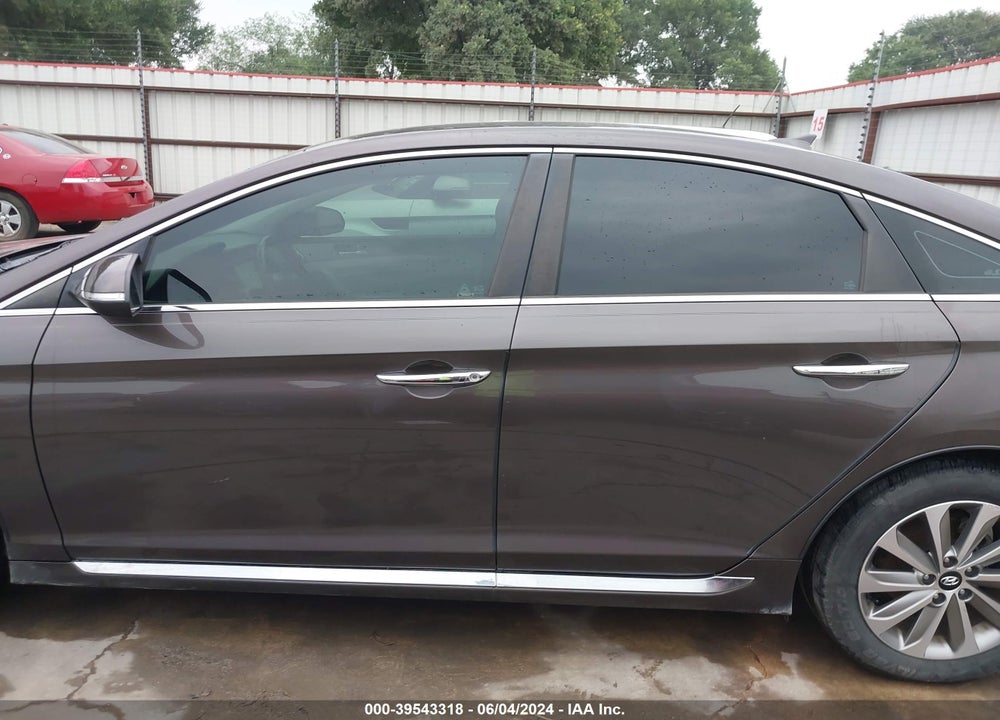 2015 HYUNDAI SONATA SPORT VIN: 5NPE34AF3FH127845