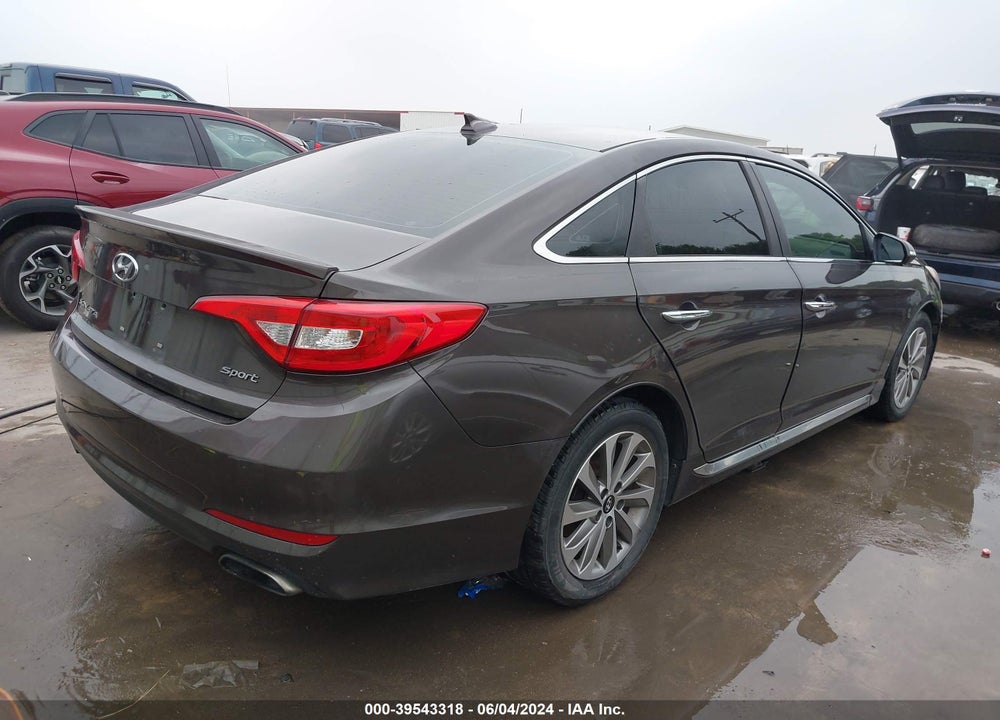 2015 HYUNDAI SONATA SPORT VIN: 5NPE34AF3FH127845